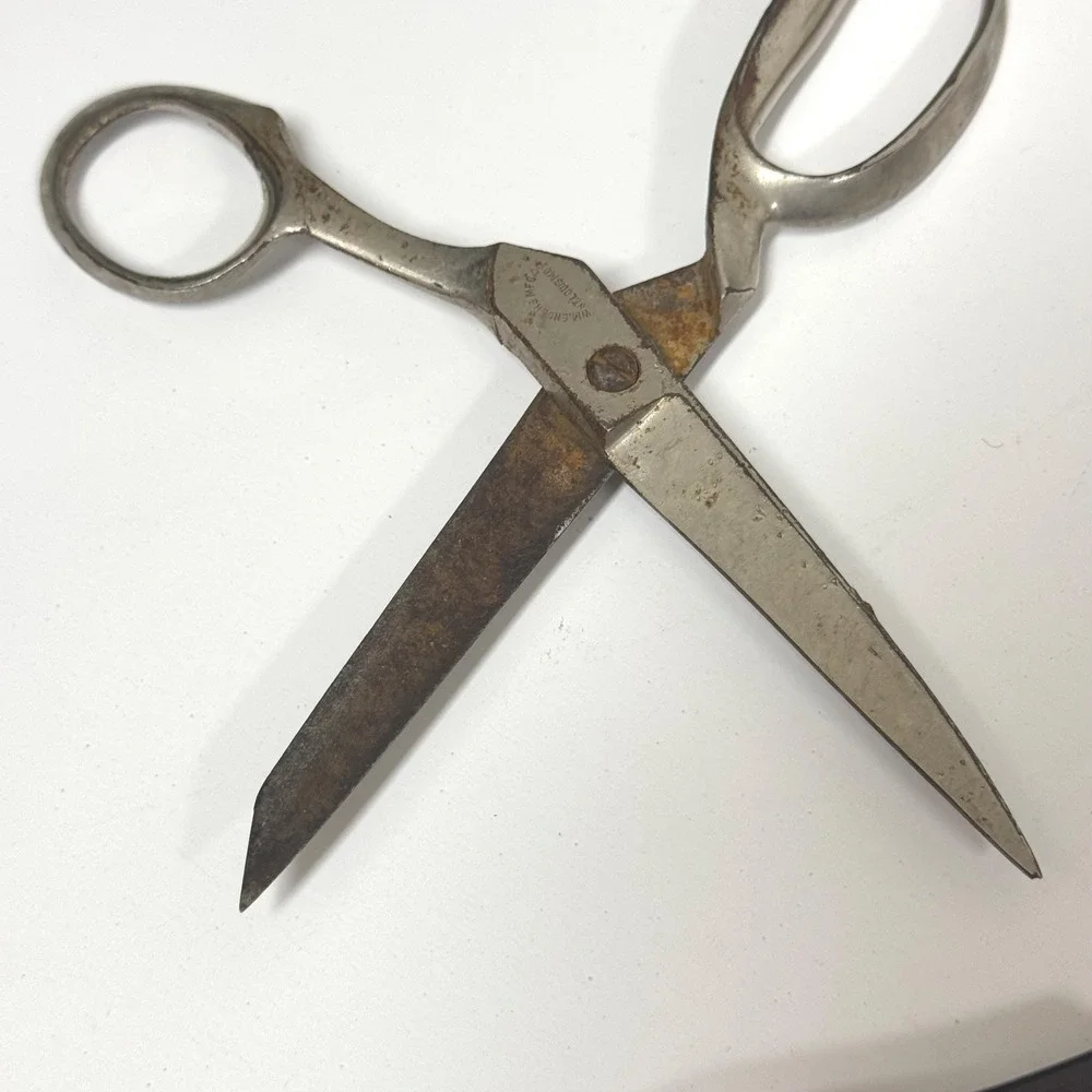 Vintage scissors set of 3
